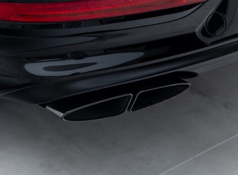 Bentley Bentayga V8 AZURE EXTENDED WHEELBASE First Edition 48