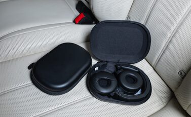 Bentley Bentayga V8 AZURE EXTENDED WHEELBASE First Edition 25