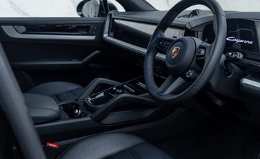 Porsche Cayenne V6 13