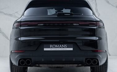 Porsche Cayenne V6 8