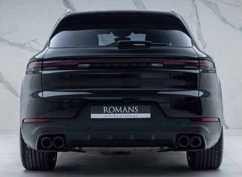 Porsche Cayenne V6 8