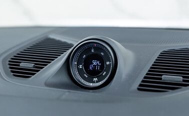 Porsche Cayenne V6 23