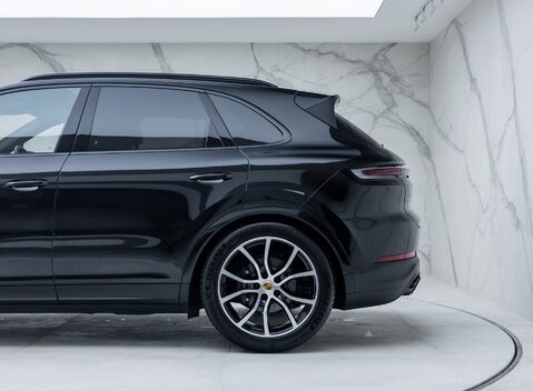 Porsche Cayenne V6 34