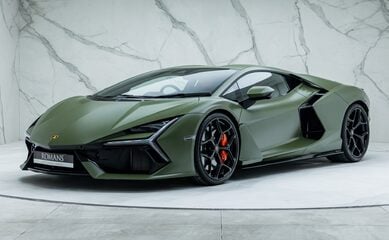 Lamborghini Revuelto 