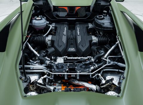 Lamborghini Revuelto 46