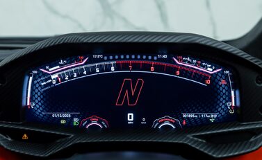 Lamborghini Revuelto 22