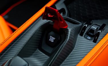 Lamborghini Revuelto 28