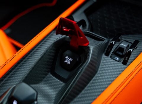 Lamborghini Revuelto 28