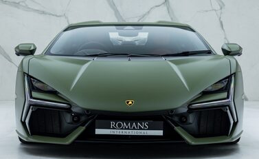 Lamborghini Revuelto 7