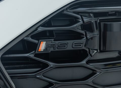 Audi RS6 GT 35