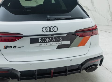 Audi RS6 GT 34