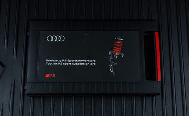 Audi RS6 GT 56