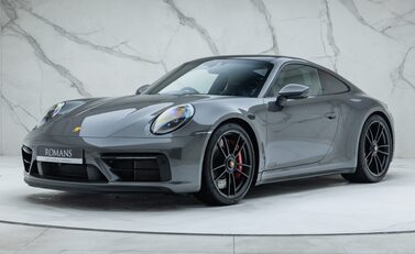 Porsche 911 Carrera GTS (992) 1
