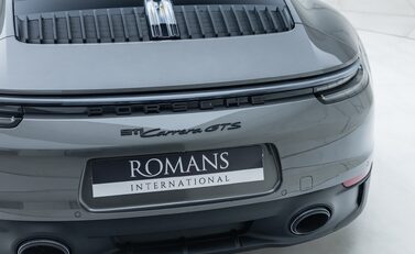 Porsche 911 Carrera GTS (992) 28