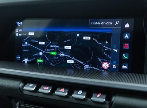 Porsche 911 Carrera GTS (992) 19