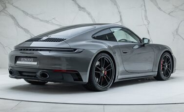 Porsche 911 Carrera GTS (992) 3