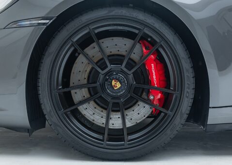 Porsche 911 Carrera GTS (992) 