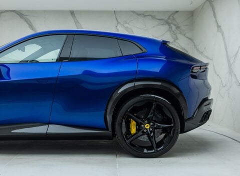 Ferrari Purosangue 38