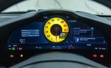 Ferrari Purosangue 21