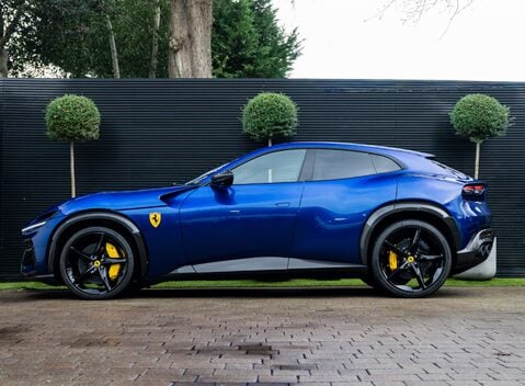 Ferrari Purosangue 3