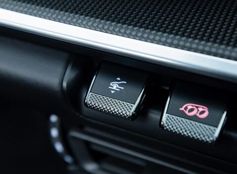 Porsche 911 Turbo S Cabriolet (992) 23