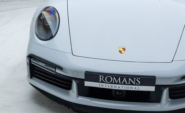 Porsche 911 Turbo S Cabriolet (992) 33