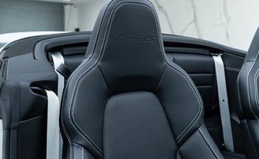 Porsche 911 Turbo S Cabriolet (992) 16