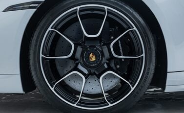 Porsche 911 Turbo S Cabriolet (992) 32