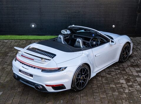 Porsche 911 Turbo S Cabriolet (992) 4