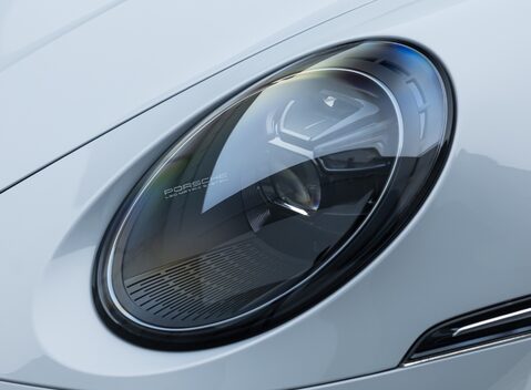 Porsche 911 Turbo S Cabriolet (992) 35