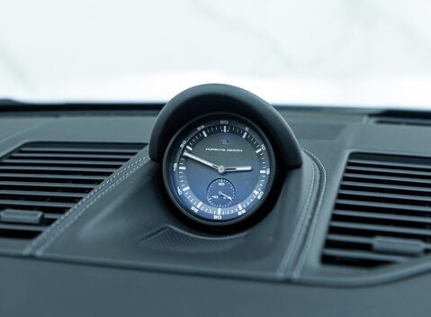 Porsche 911 Turbo S Cabriolet (992) 21