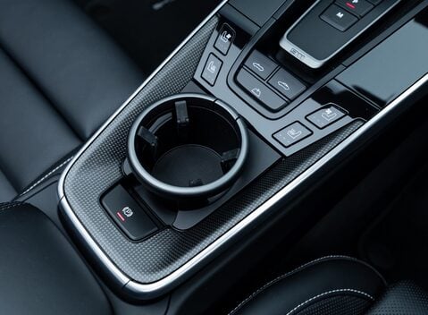 Porsche 911 Turbo S Cabriolet (992) 28