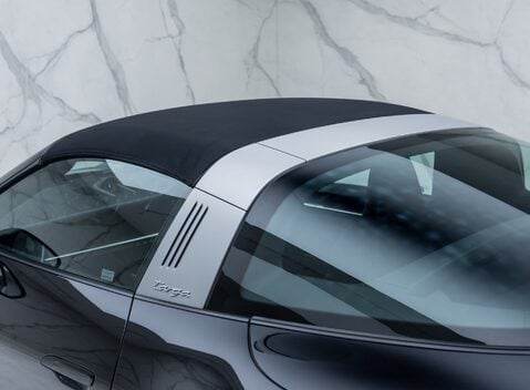 Porsche 911 Targa 4S (992) 39