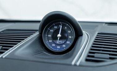 Porsche 911 Targa 4S (992) 24