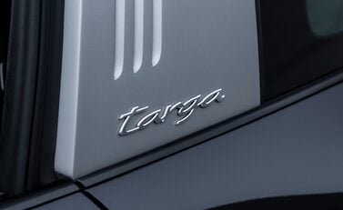 Porsche 911 Targa 4S (992) 38