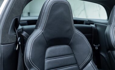 Porsche 911 Targa 4S (992) 19