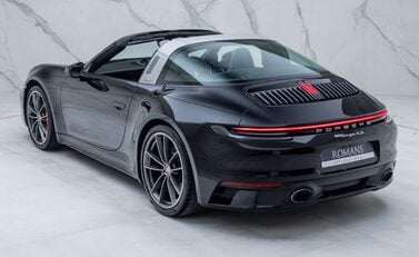 Porsche 911 Targa 4S (992) 15