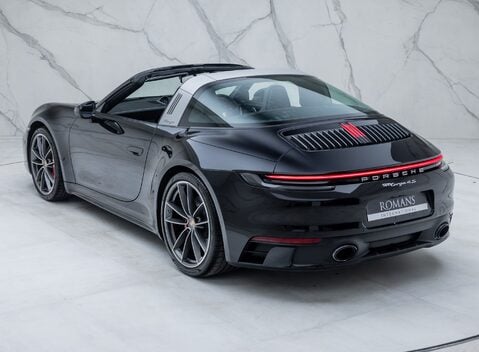 Porsche 911 Targa 4S (992) 15