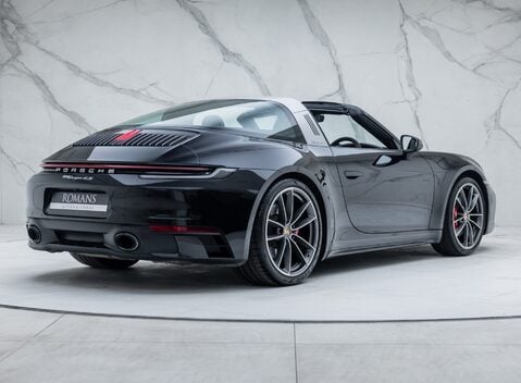 Porsche 911 Targa 4S (992) 9