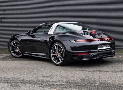 Porsche 911 Targa 4S (992) 4