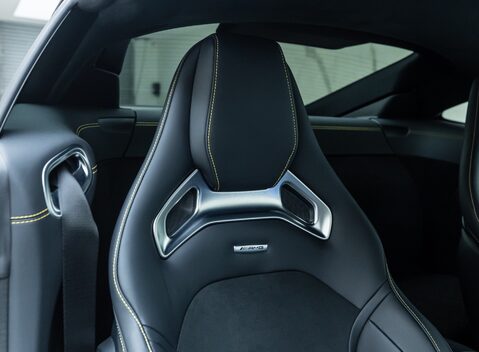 Mercedes-Benz Amg GT 63 LAUNCH EDITION 12