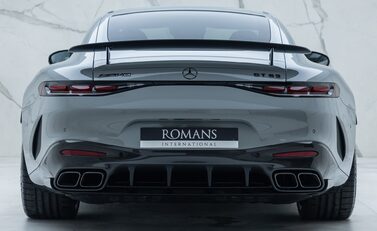 Mercedes-Benz Amg GT 63 LAUNCH EDITION 5