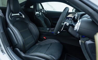 Mercedes-Benz Amg GT 63 LAUNCH EDITION 11