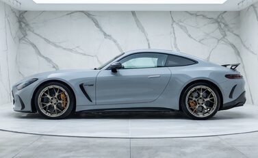 Mercedes-Benz Amg GT 63 LAUNCH EDITION 2