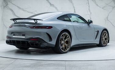 Mercedes-Benz Amg GT 63 LAUNCH EDITION 3