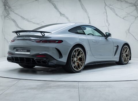 Mercedes-Benz Amg GT 63 LAUNCH EDITION 3