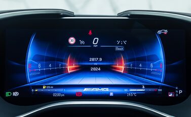 Mercedes-Benz Amg GT 63 LAUNCH EDITION 16