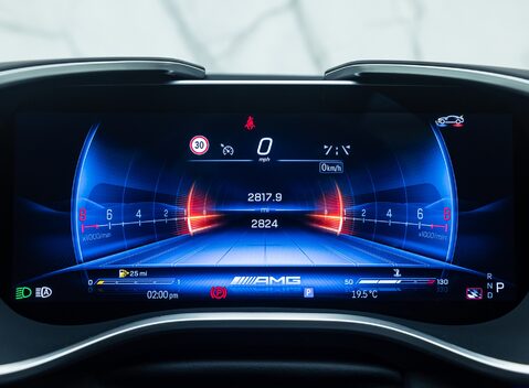 Mercedes-Benz Amg GT 63 LAUNCH EDITION 16