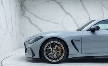 Mercedes-Benz Amg GT 63 LAUNCH EDITION 36
