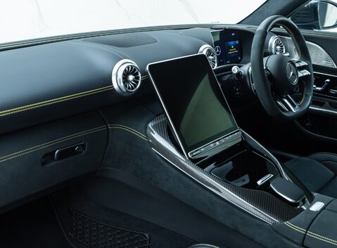 Mercedes-Benz Amg GT 63 LAUNCH EDITION 15